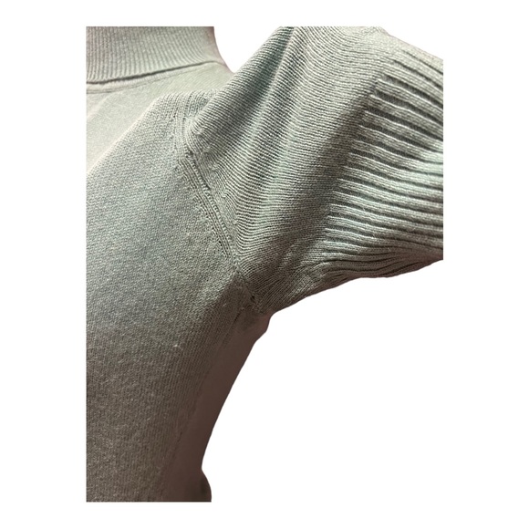 Y2K BCBGMAXAZRIA Silk, Cashmere Short Sleeve Turtleneck Sweater - Picture 9 of 12